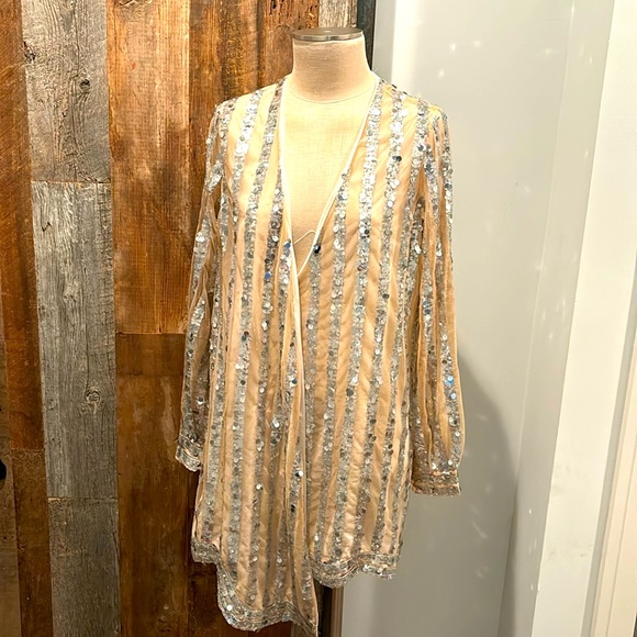 Fun sparkly outfit - Picture 1 of 17